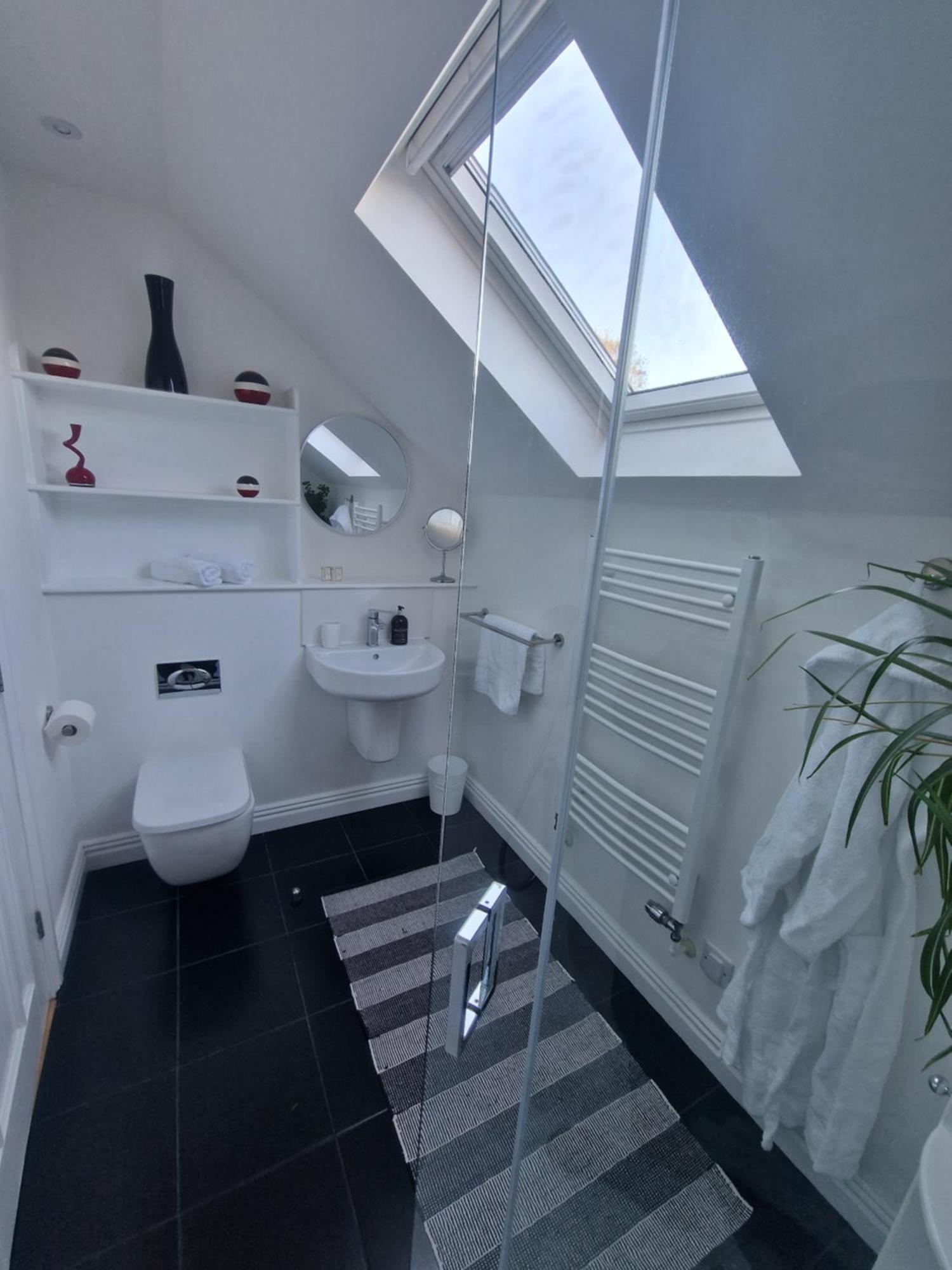 Blue Hills Luxury Apartment, Bay Front With Parking Falmouth Exteriör bild